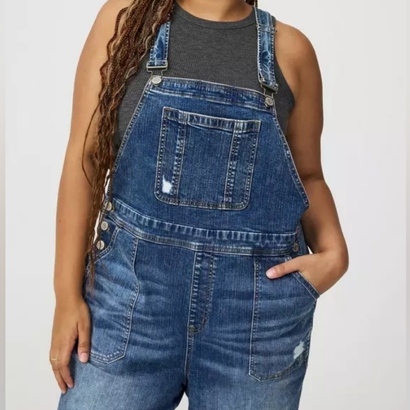 Torrid Women's Blue Distressed Denim Straight Leg Overalls Size 18 Nwt - Picture 2 of 6